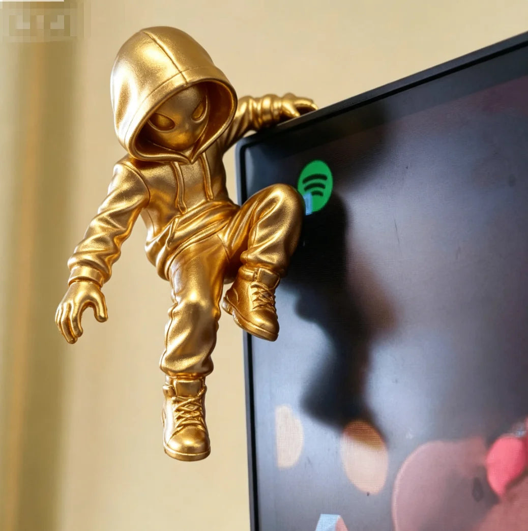 Climb Hoodie Alien Mini Statue 3D Printing Climbing Figure for Monitor Top Decor Weird Novelty Desk Edge Gaming Room Decor Gifts